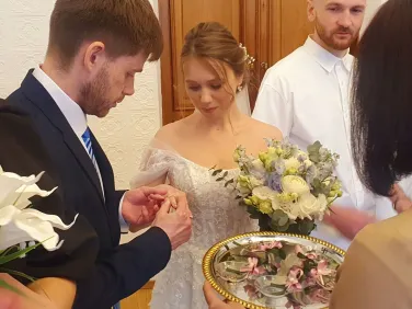 9 пар поженились в Нижегородском Доме бракосочетания на Красную горку